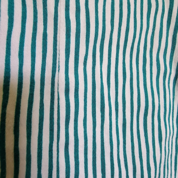 Green and white striped button down shirt - Picture 2 of 4